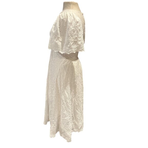 Cottage Core Amable White Eyelet Midi Dress With Puff Sleeves & Cut-Out Detail - Picture 5 of 11